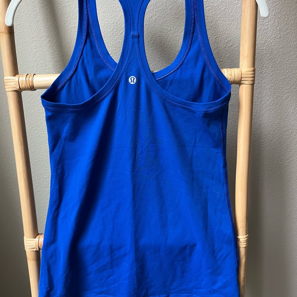 Lululemon blue stretch tank